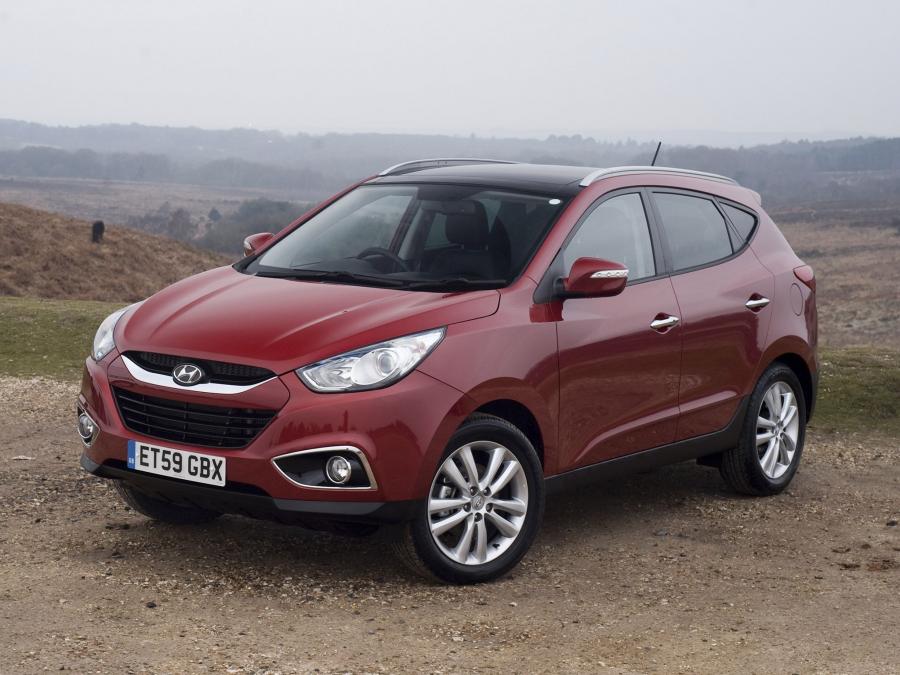  Hyundai ix35 2010 года  (UK) (фото 17 из 22)